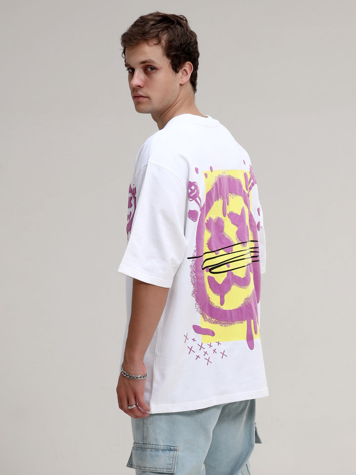 WHITE GRAFFITI SMILEY OVERSIZED T-SHIRT