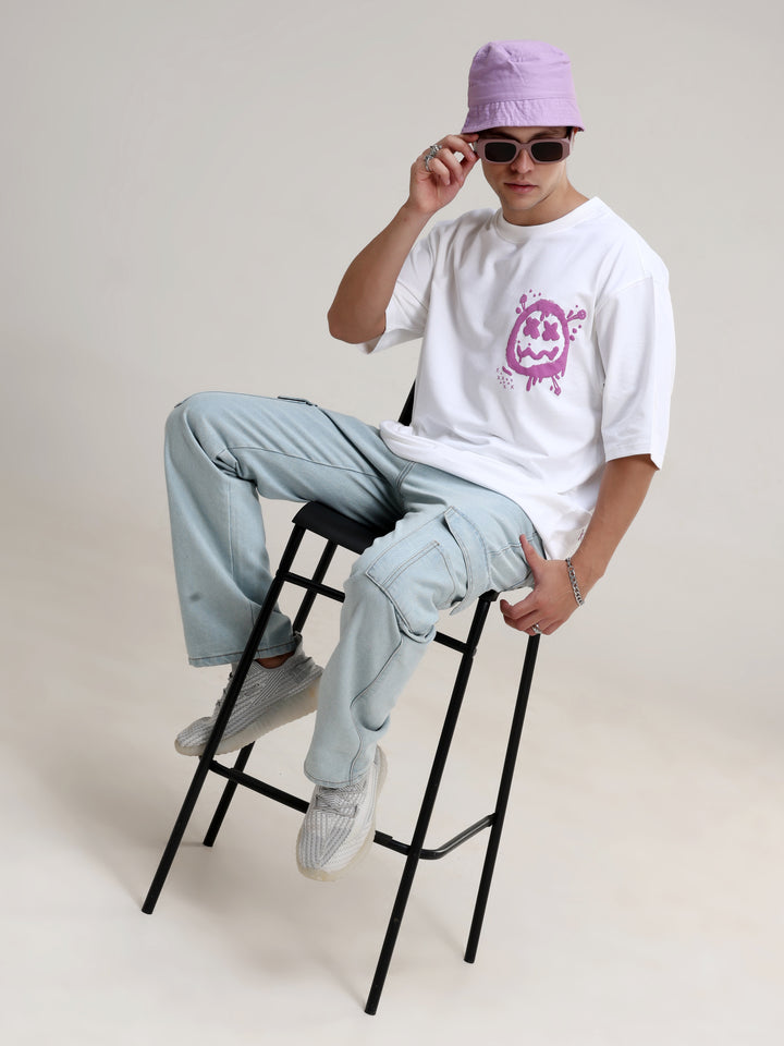 WHITE GRAFFITI SMILEY OVERSIZED T-SHIRT