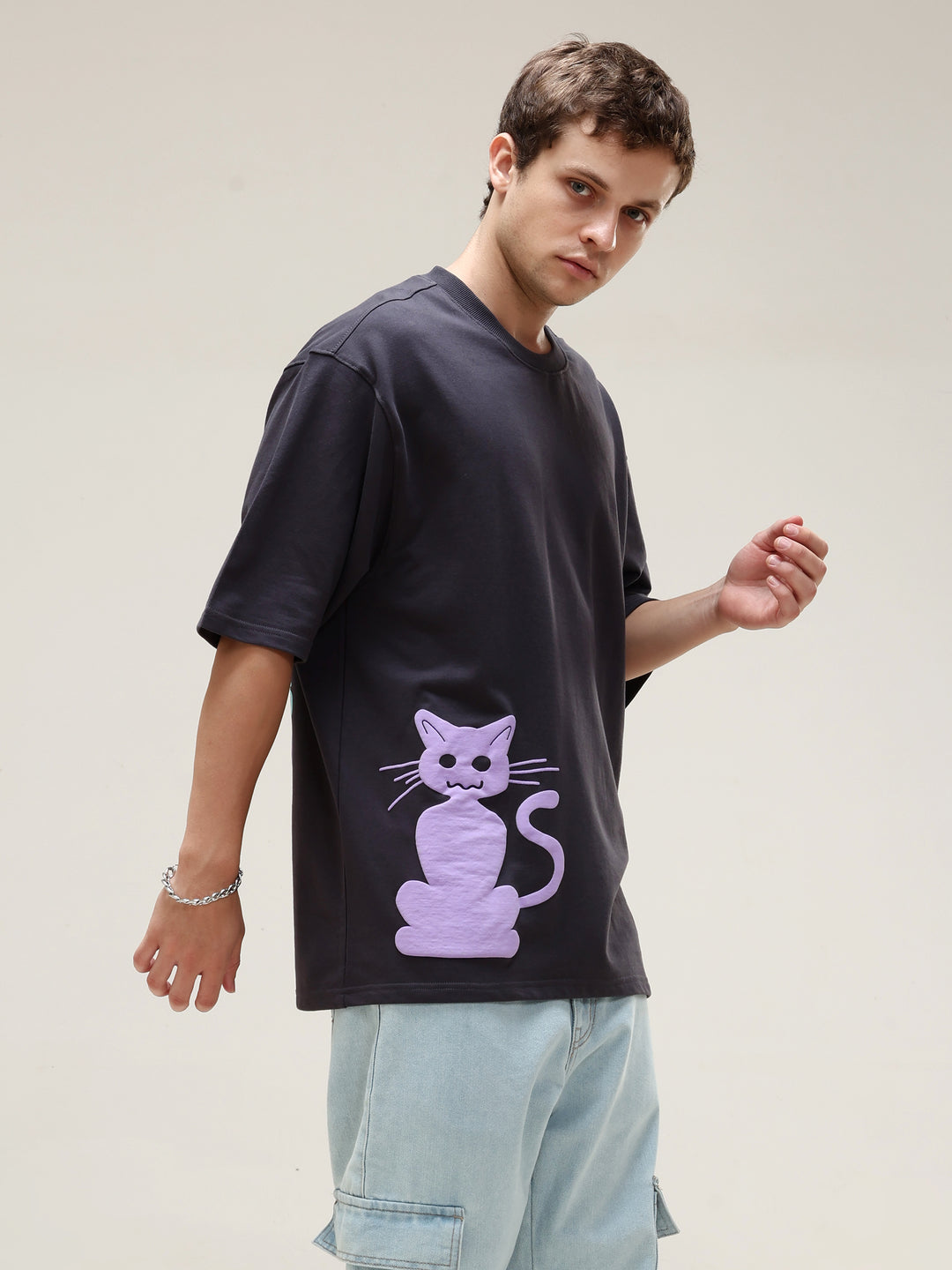 FORTUNE CAT BLACK OVERSIZED T-SHIRT