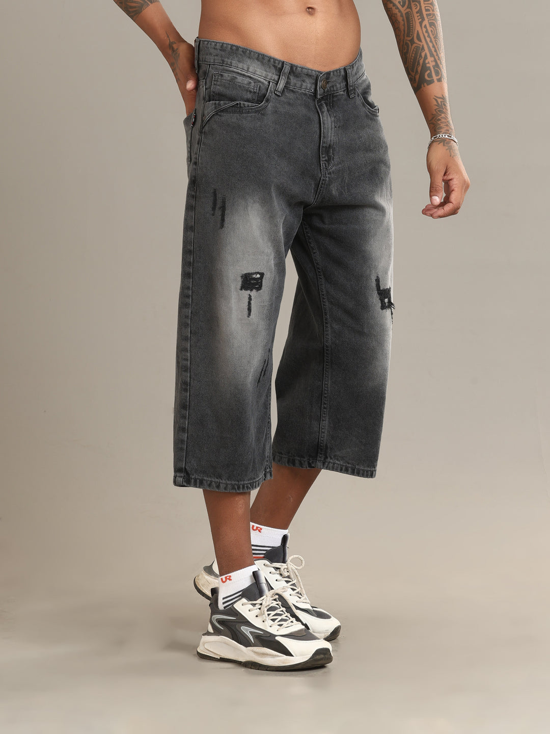 VUDUBlack Distressed JortsComfort Fit