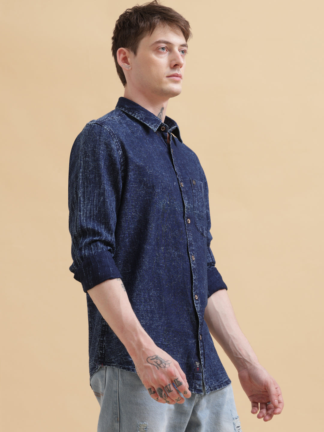 VUDUClassic Textured Denim ShirtRegular Fit