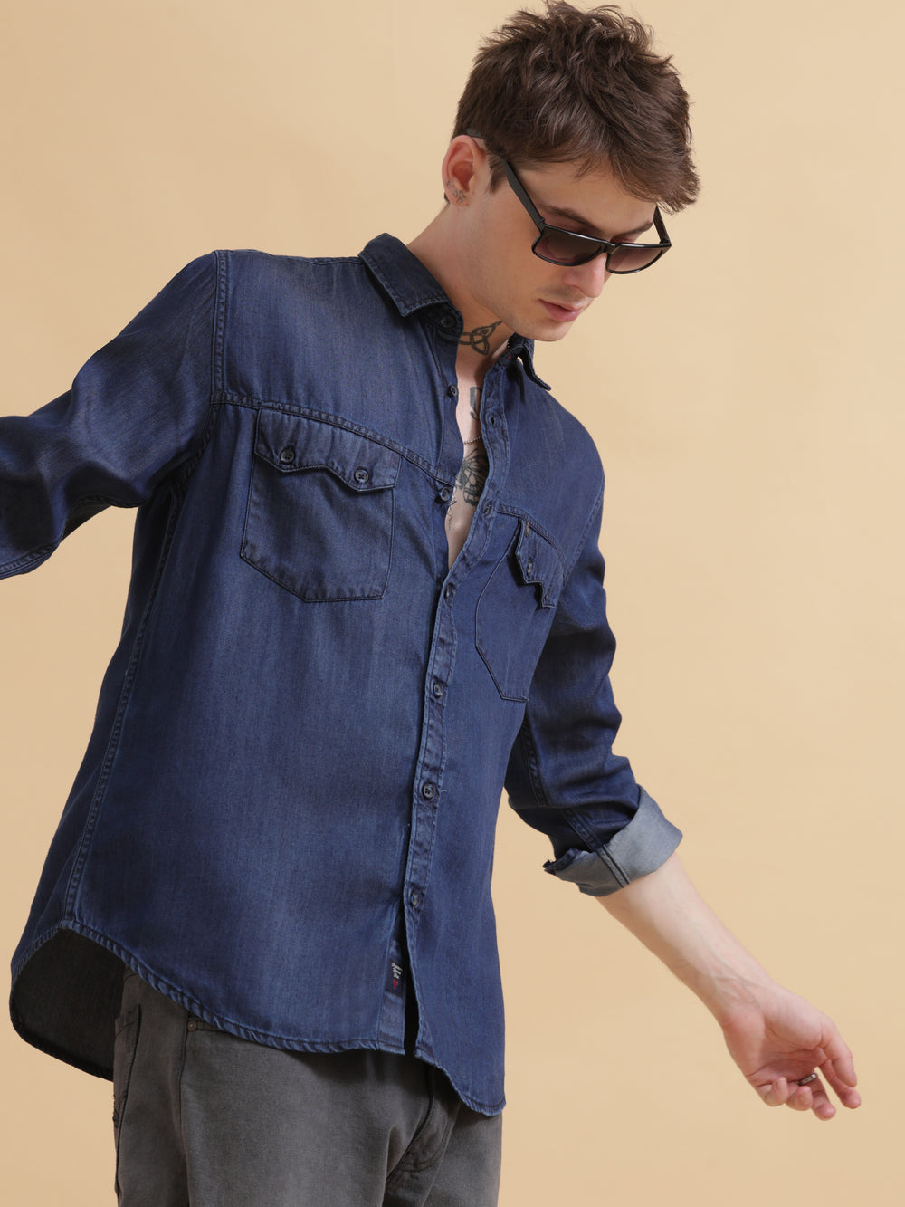 VUDUDark Indigo Denim ShirtRegular Fit