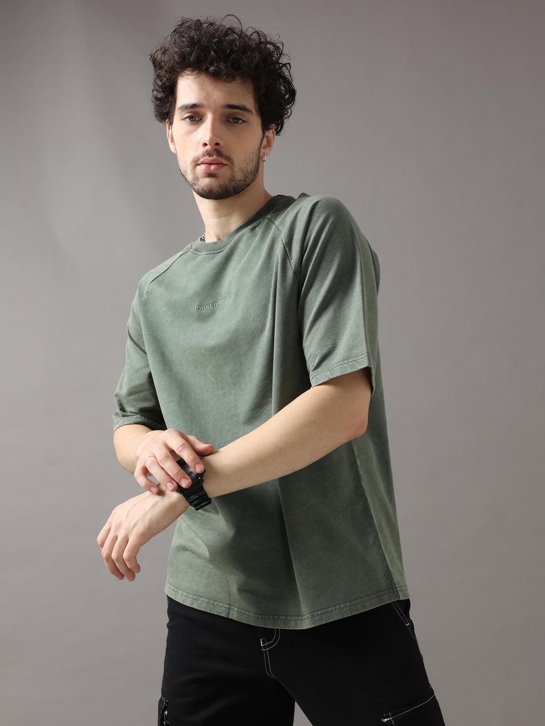 VUDUOLIVE ACID WASH OVERSIZED T-SHIRTOversized Fit