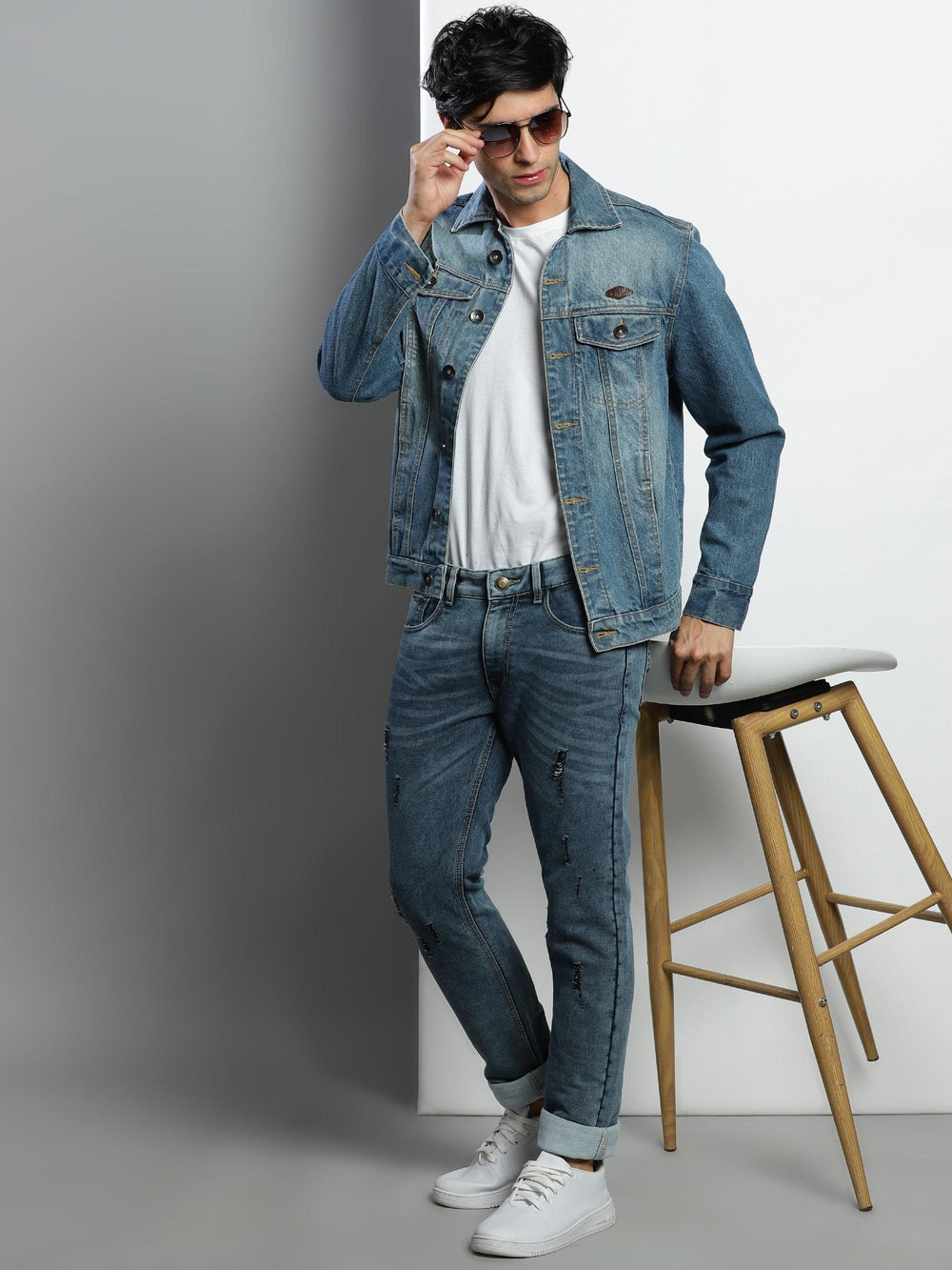 VUDUBlue textured denimSlim Fit